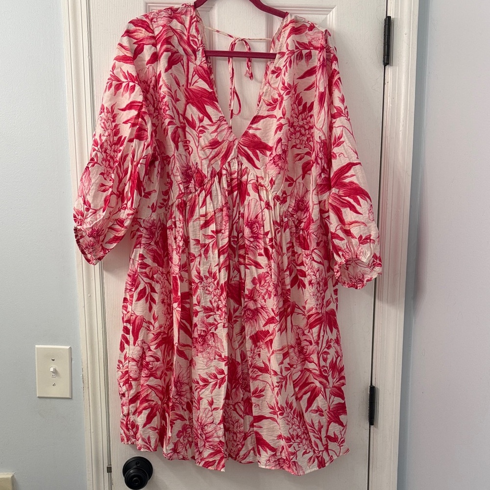 H&M Hot Pink and White Floral Dress